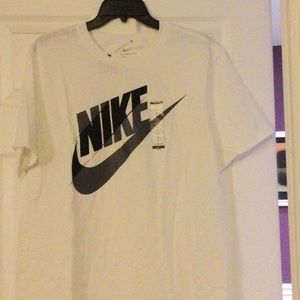 Mens Nike Tshirt